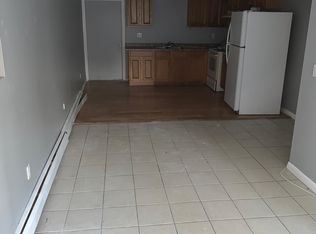 942 Douglas Ave, Providence, RI 02908