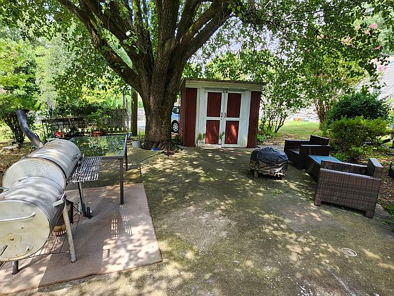 4th image of 198 Delmar Dr