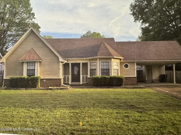 647 Woodsmoke Dr, Southaven, MS 38671
