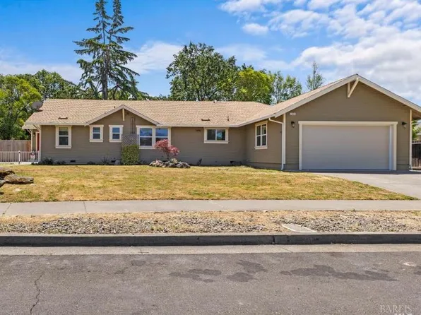 2002 Marble Street, Santa Rosa, CA 95407