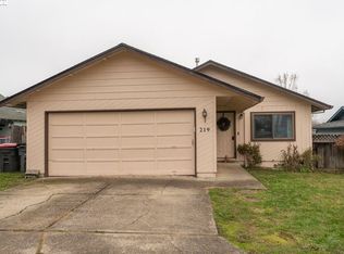 219 SW Jefferson St, Sheridan, OR 97378