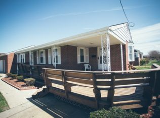 1528 Denton Dr, Hampton, VA 23664