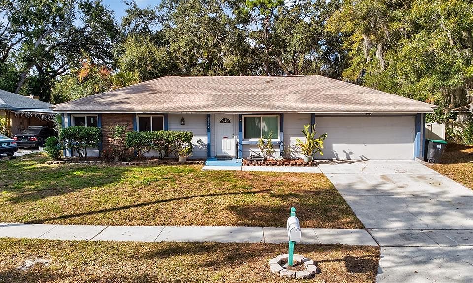 1st image of 8619 Catbriar Ln