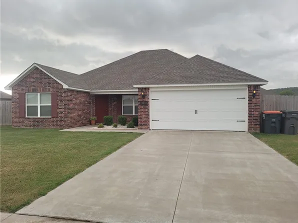 963 Maddy St, Elkins, AR 72727