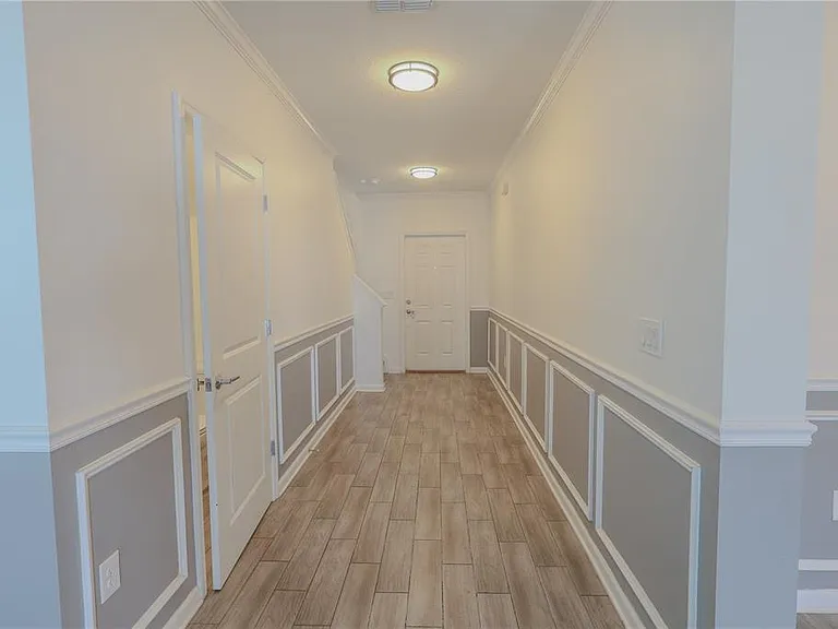 1821 Heart Lake Dr — Photo 15