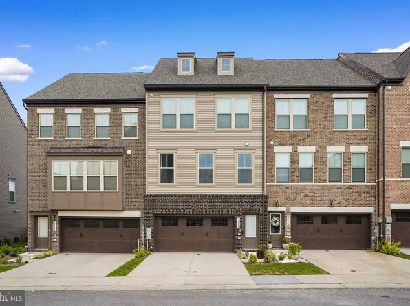 3421 Saint Robin Ln, Bowie, MD 20716