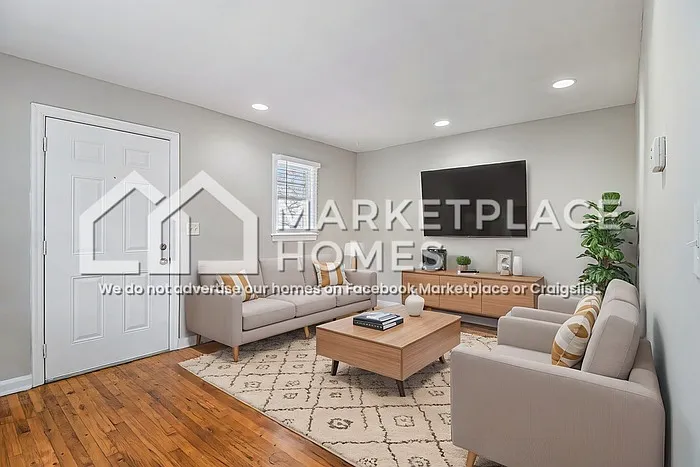 1 bed, 1.0 bath, 725 sqft, $1,370 — Photo 4