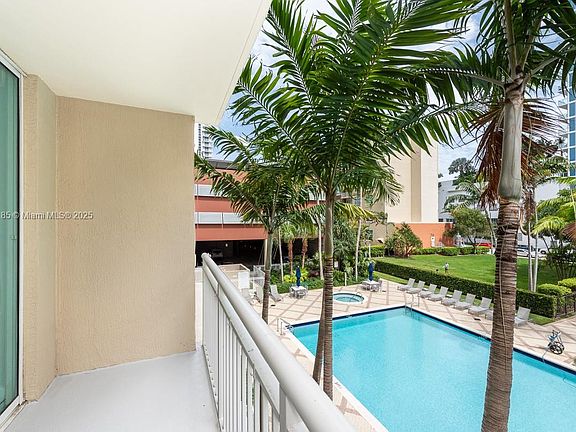 4th image of 2000 N Bayshore Dr APT 203