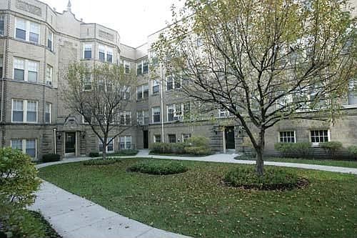 5th image of 533 W Wellington Ave APT 29-2