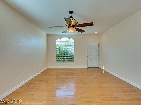 5th image of 3944 Yellow Mandarin Ave