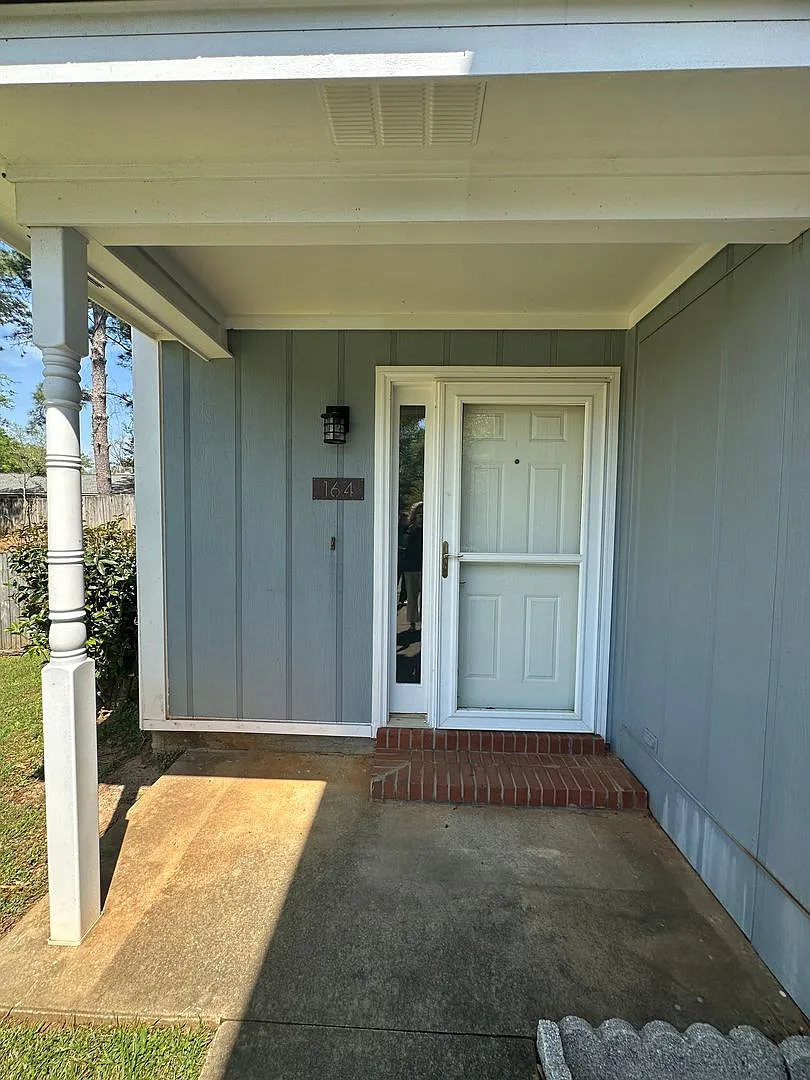 Foxhill Commons Subdivision! Fully Furnished TDY! Will Rent Furnished as a Yearly Renta W/Differe... — Photo 3