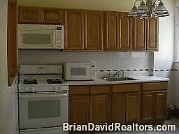 2nd image of 527-531 E 25th St