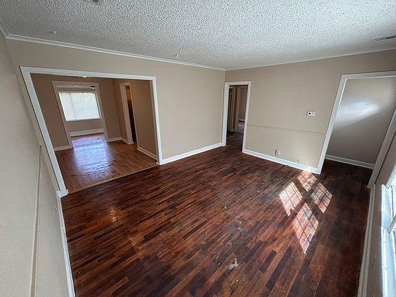 2nd image of 2728 Arline St