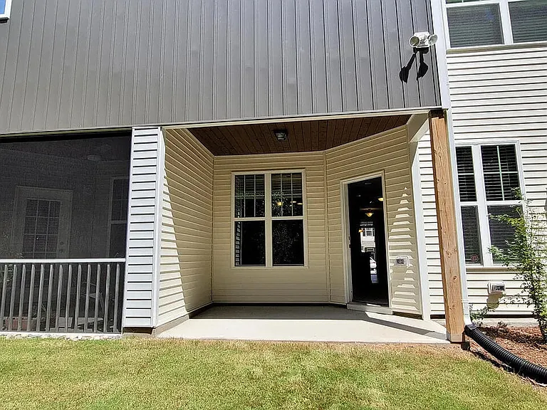 1036 Brightskies St — Photo 9
