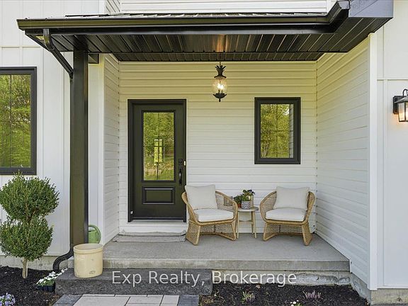 4th image of 1296 Clearview Rd