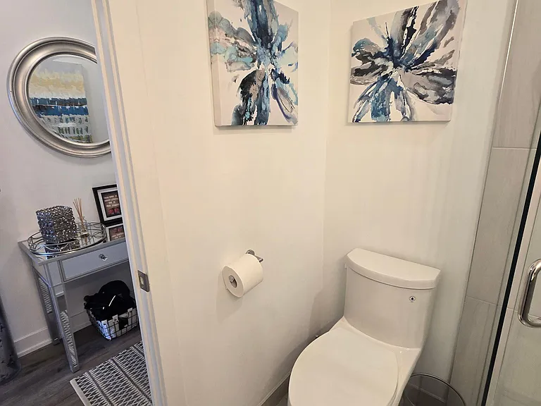 630 Greenwood Ave #304 — Photo 6