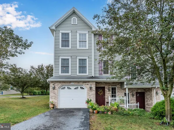 457 Sunday Dr, Harrisburg, PA 17111