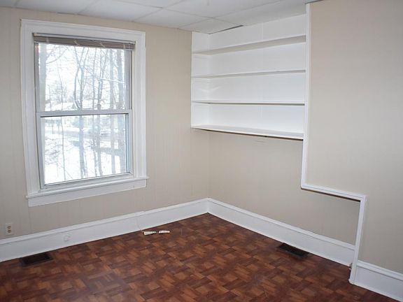 4th image of 541 Baldwin St #14