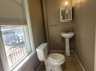 921 W 4th St - 1, Grand Island, NE 68801