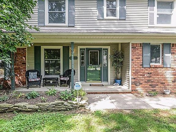 4th image of 6171 Oak Valley Dr