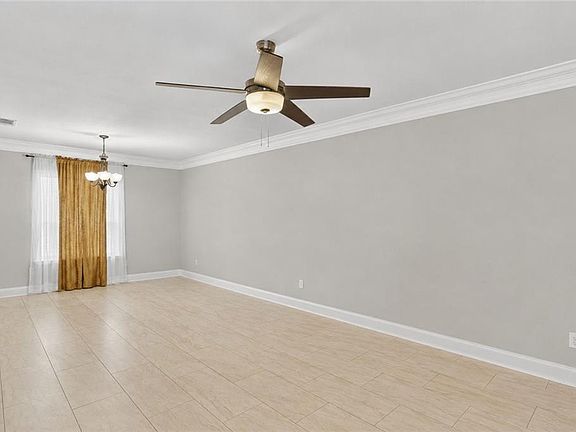 3rd image of 1073 9th St