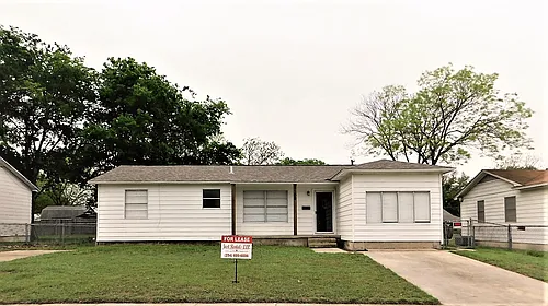 1100 Estes Dr Photo 1