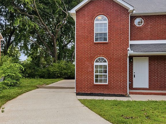 2nd image of 1521 Center Pointe Dr