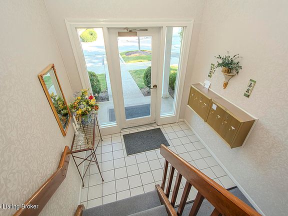 2nd image of 10521 McMeekin Ln Unit 208
