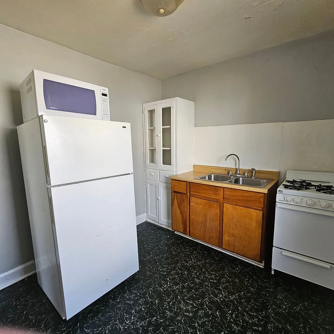 2519 Delaware Street — Photo 4