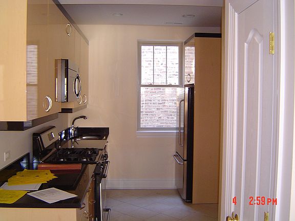 5th image of 3139 W Palmer Blvd APT 2