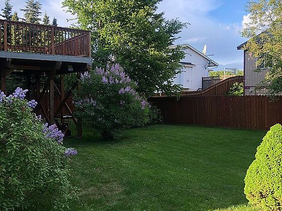 Fully fenced back yard. 