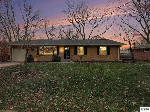 1052 Kolterman Ave, Seward, NE 68434