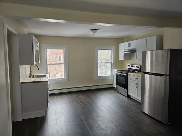 187 Ferry St #2, New Haven, CT 06513