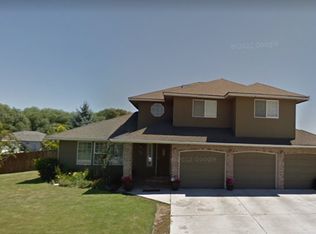 1421 S 69th Ave, Yakima, WA 98908
