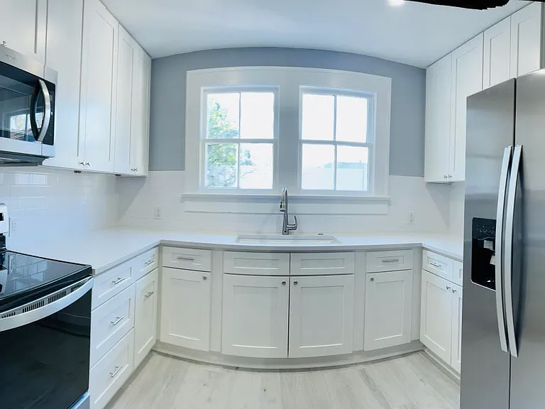 1648 Euclid St — Photo 4