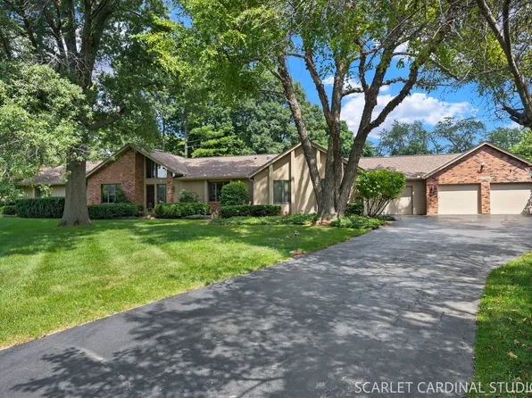 11N091 Johnstown Rd, Elgin, IL 60124