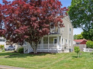 30 Sophia Dr, Warwick, RI 02886