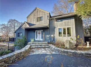 72 Inchcliffe Dr, Gales Ferry, CT 06335