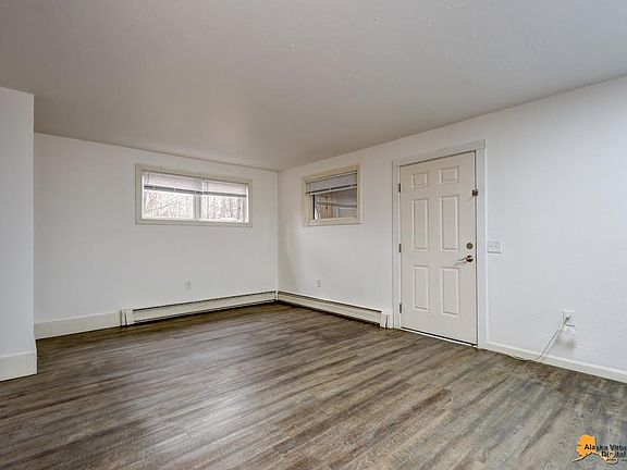 5th image of 5436 Wandering Dr #2