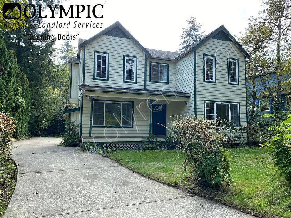 1st image of 1305 Giles Ave NW