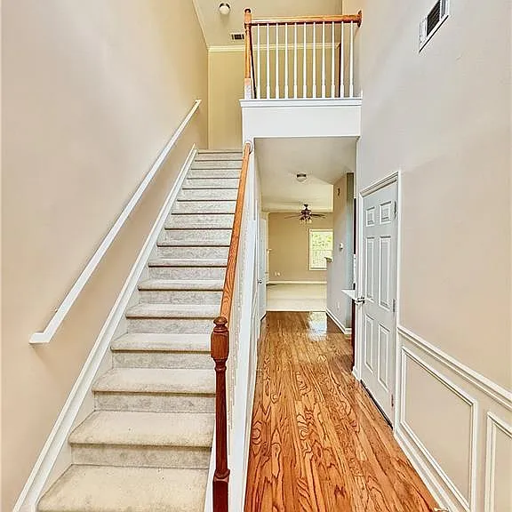 370 Creek Manor Way — Photo 13