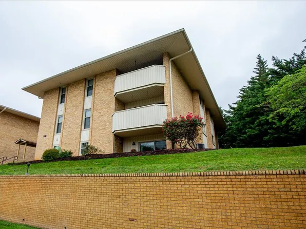 5260 Cross Bow Cir #2B, Roanoke, VA 24014