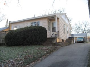 3104 Seneca Ave, Des Moines, IA 50310