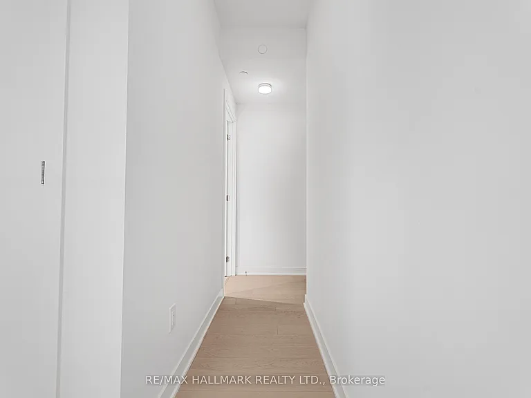 11 Yorkville Ave #3406 — Photo 23