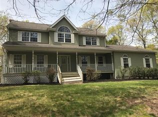 2 Doe Run, Manorville, NY 11949