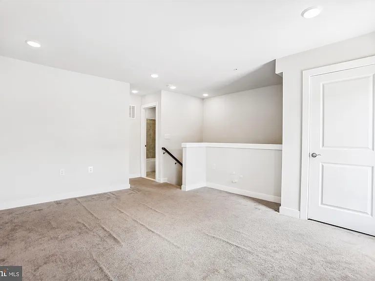 13340 Sherwood Park Ln — Photo 26