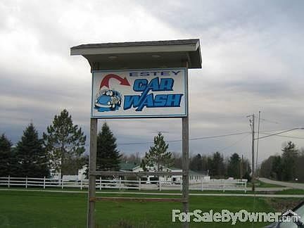2nd image of 3960 Estey Rd