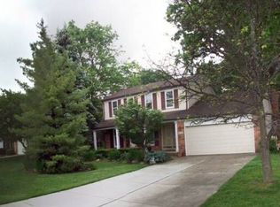 21731 Clover Ln, Novi, MI 48375