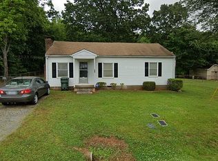 740 Log Cabin Dr, Gastonia, NC 28054