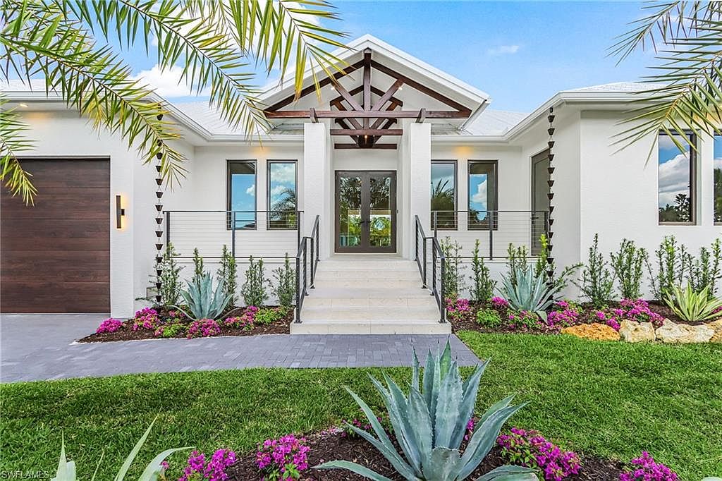 2393 Longboat DR